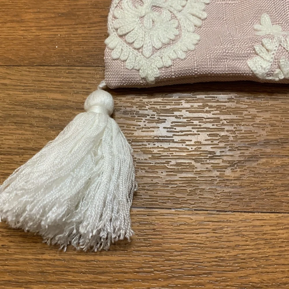 Pillow Cover, Dusty Rose and White  19.5”